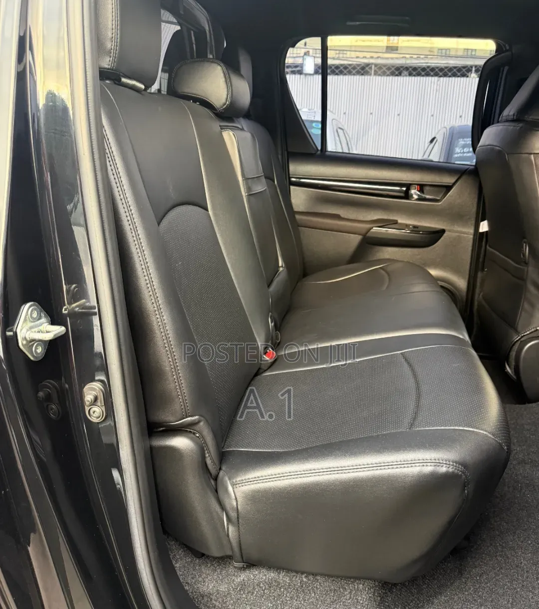 Toyota Hilux 2019 Black