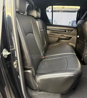Toyota Hilux 2019 Black