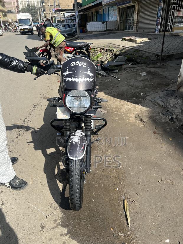 Bajaj Boxer 150 UG 2025 Red - thumbnail 4