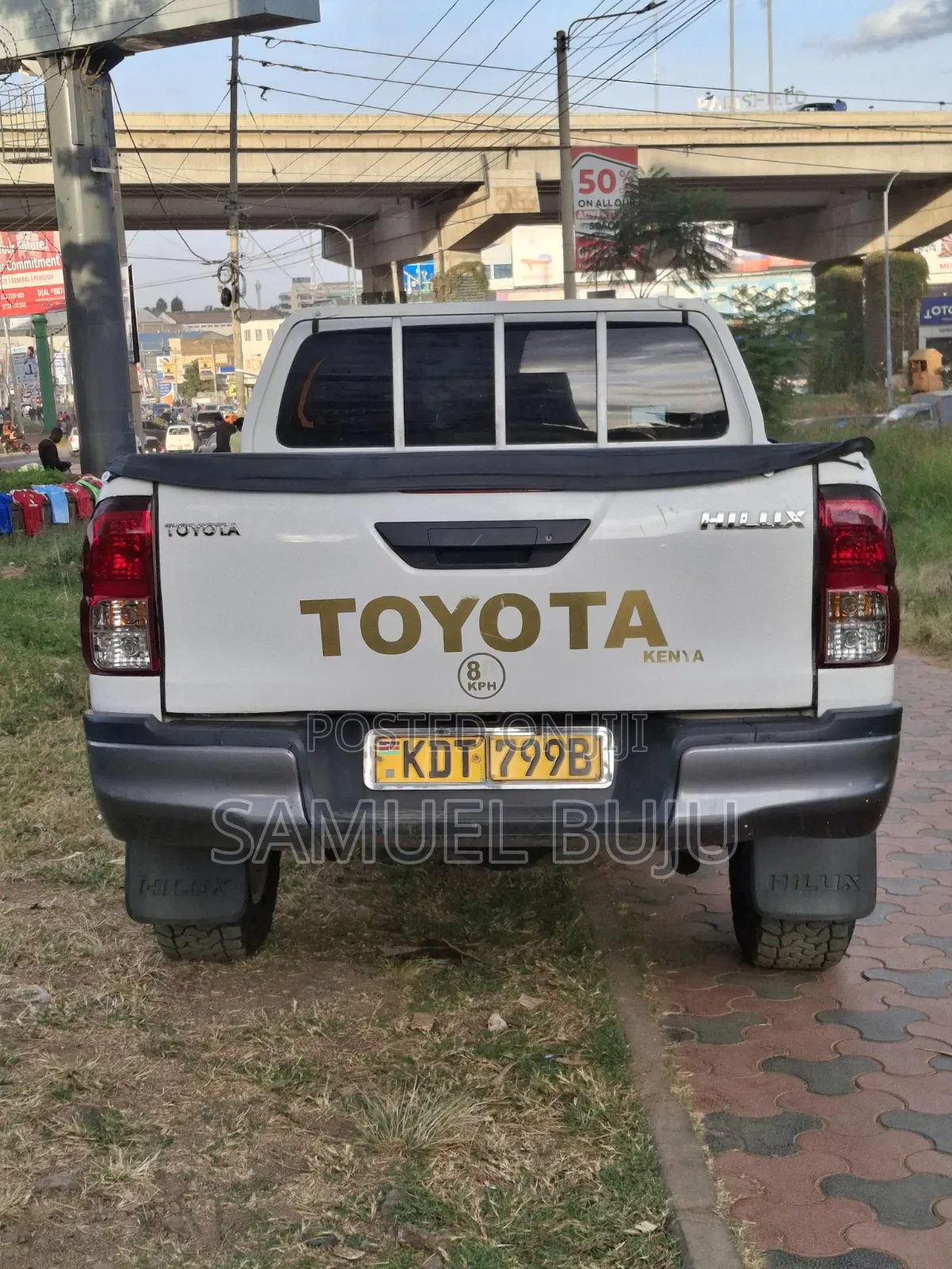 Toyota Hilux 2020 White