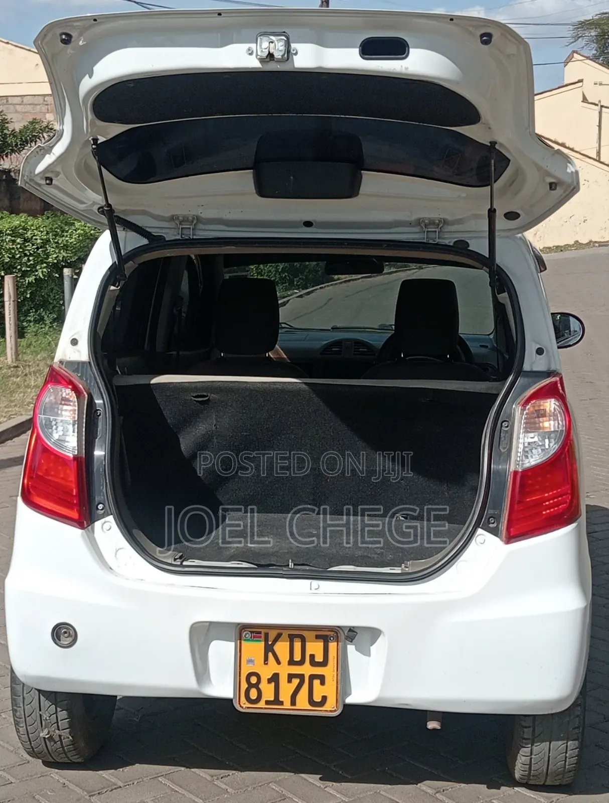 Suzuki Alto 2015 White
