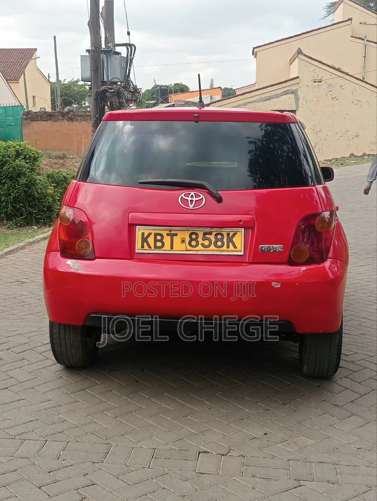 Toyota IST 2005 Red