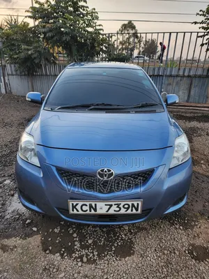 Toyota Belta 2010 Blue