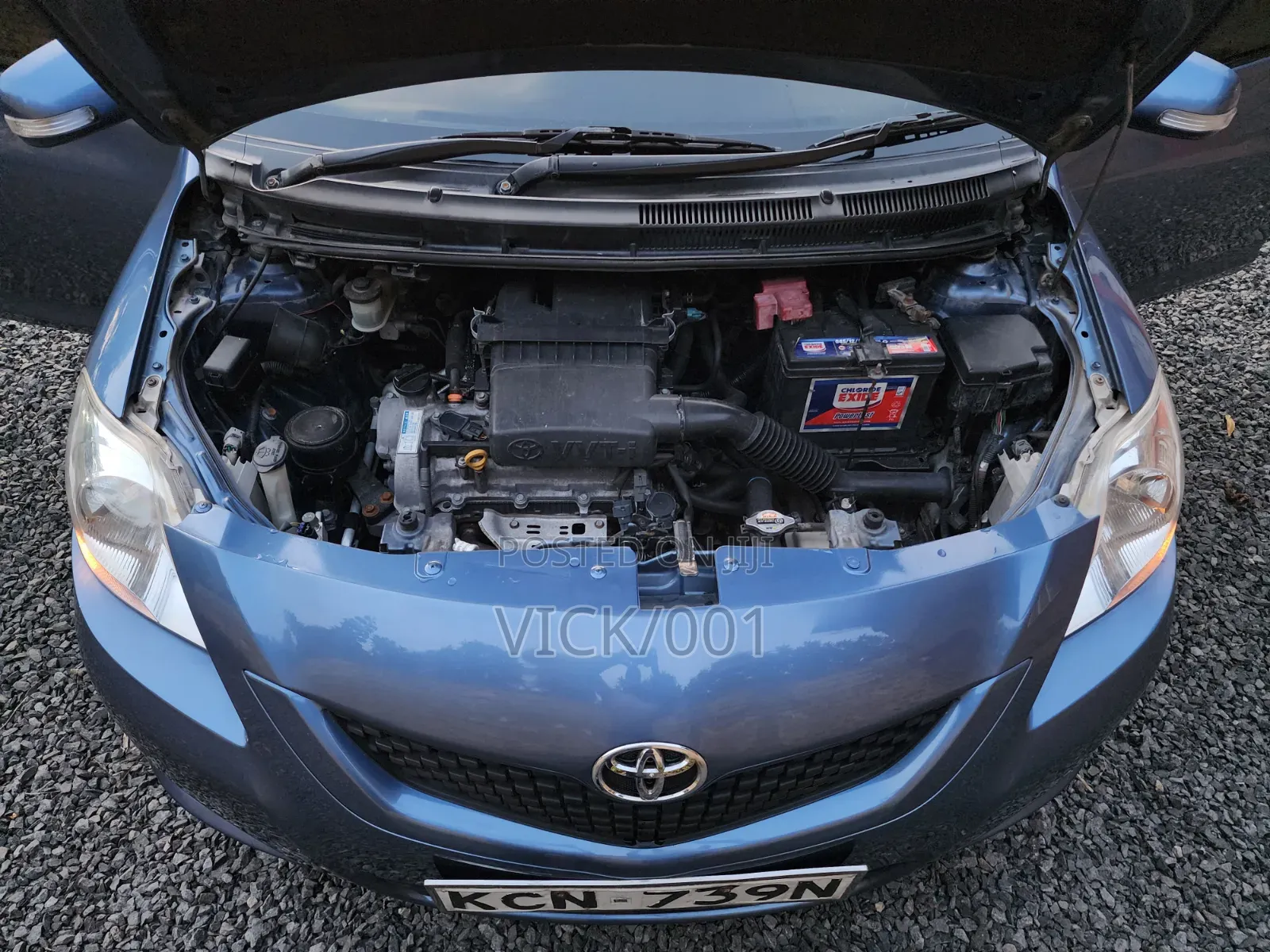 Toyota Belta 2010 Blue