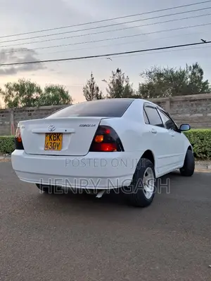 Toyota Corolla 2003 White