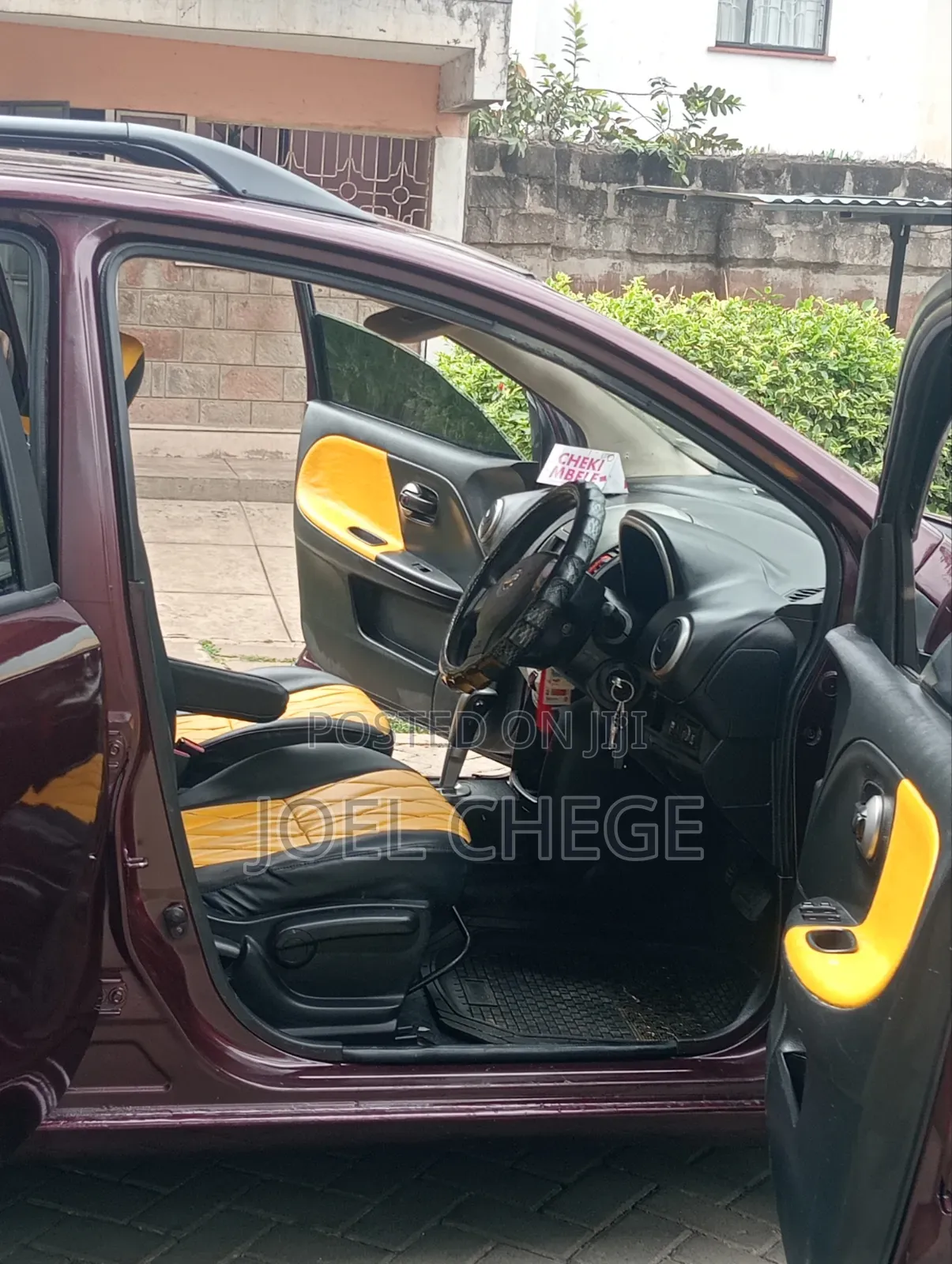 Nissan Note 2011 Maroon