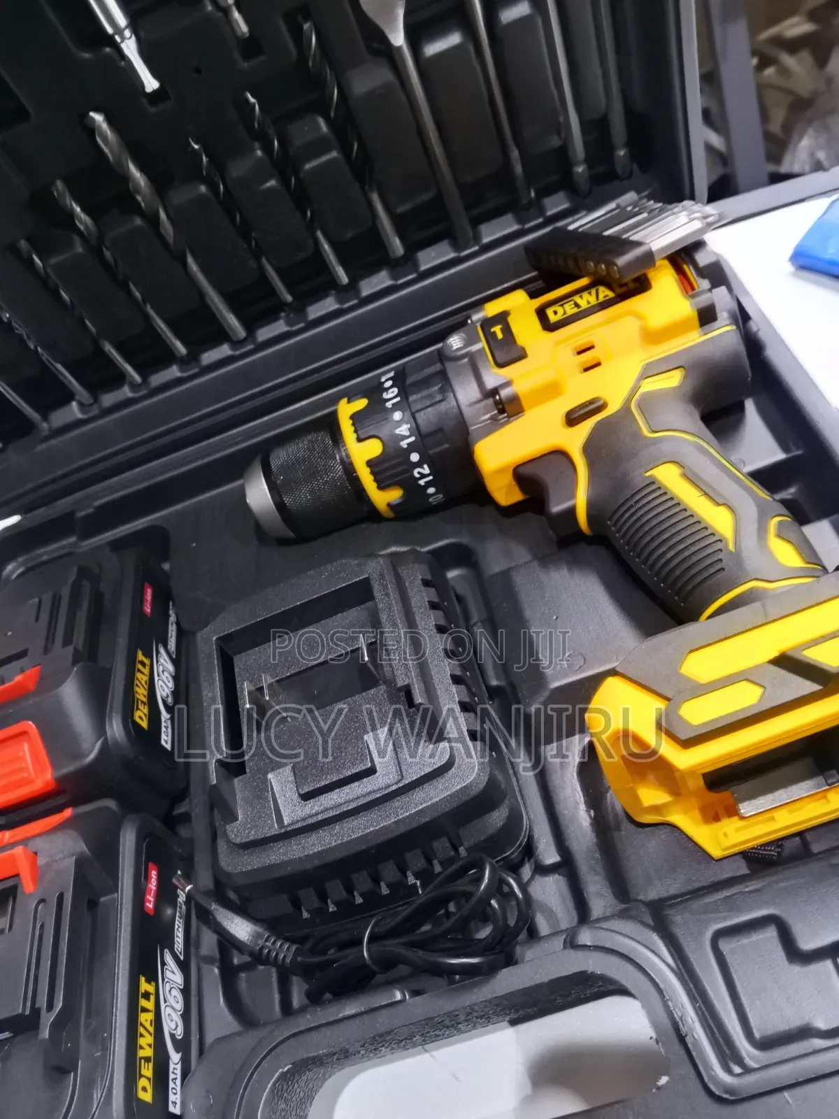 Brushless Dewalt Drill/ Long Lasting Drill