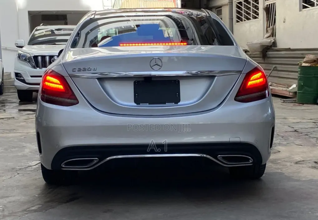 Mercedes-Benz C220 2019 Silver