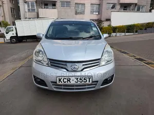 Nissan Note 2011 Silver