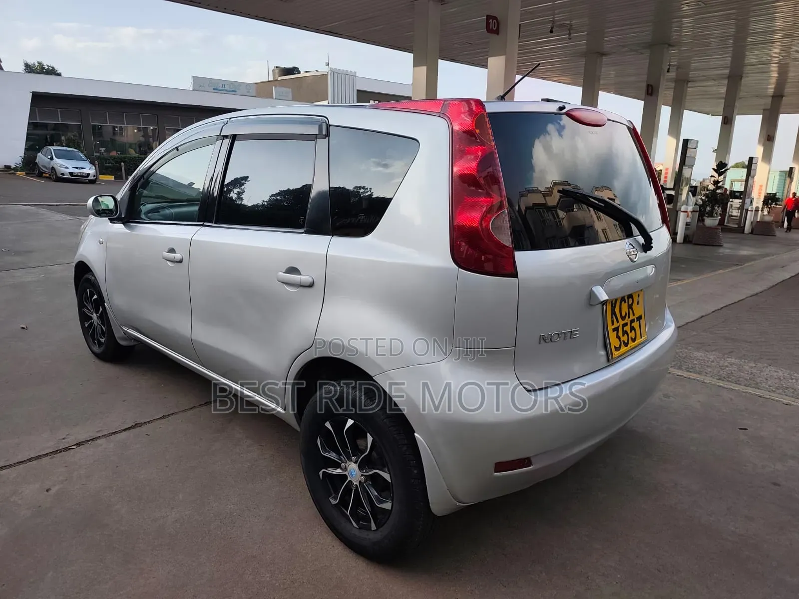 Nissan Note 2011 Silver