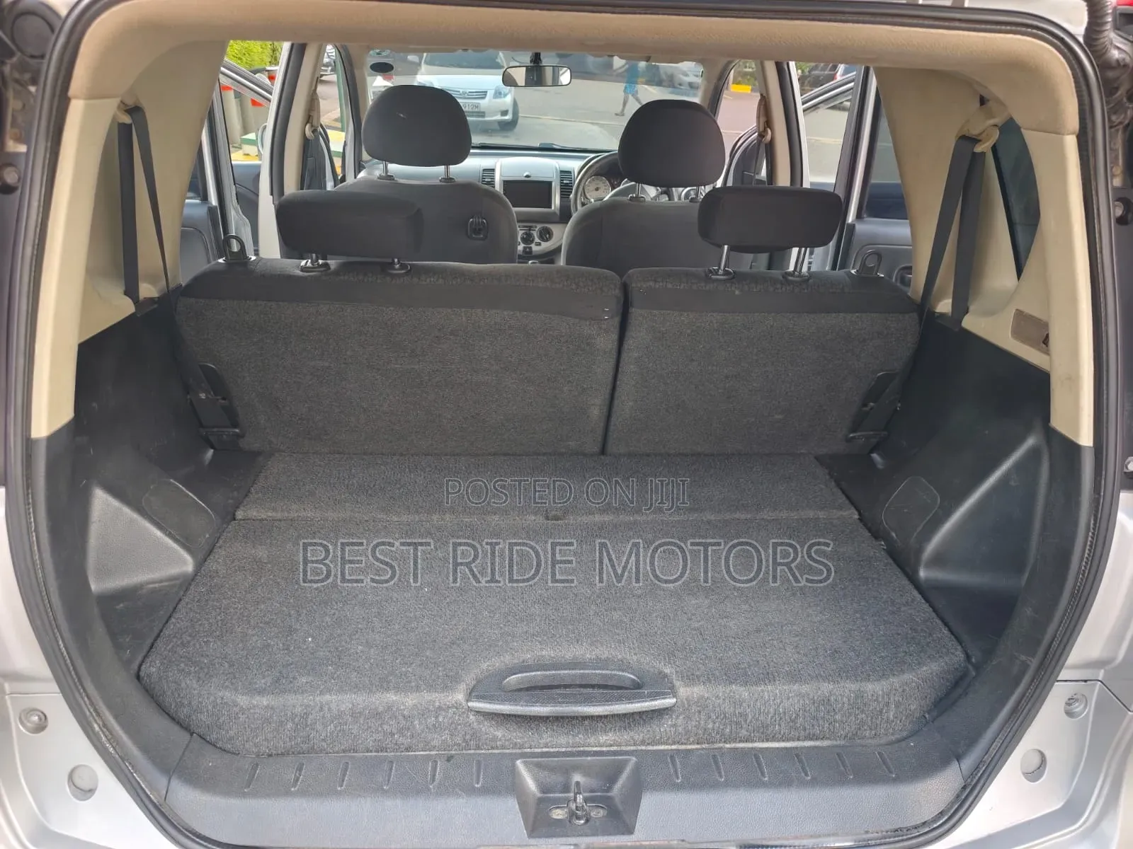 Nissan Note 2011 Silver