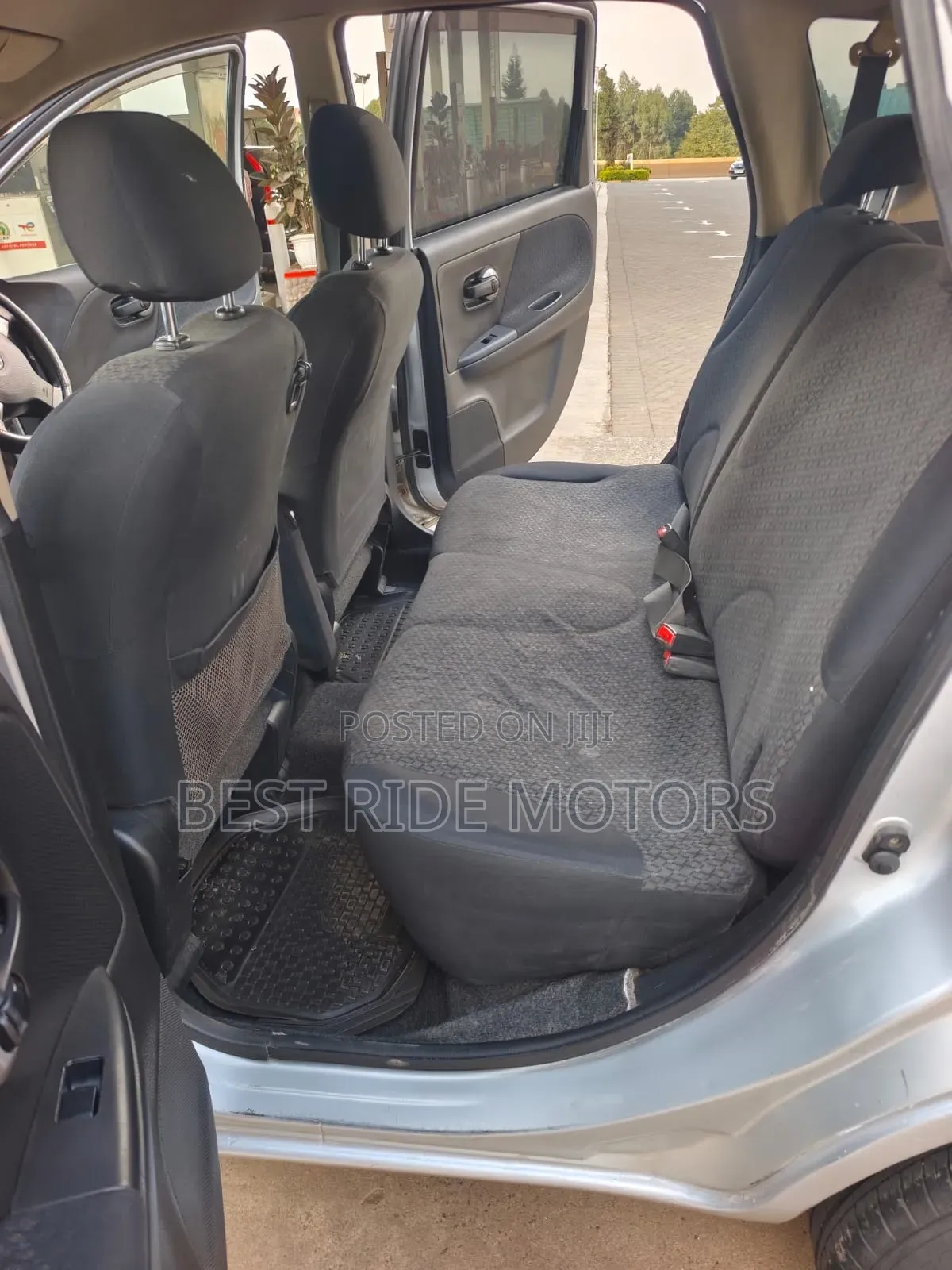 Nissan Note 2011 Silver
