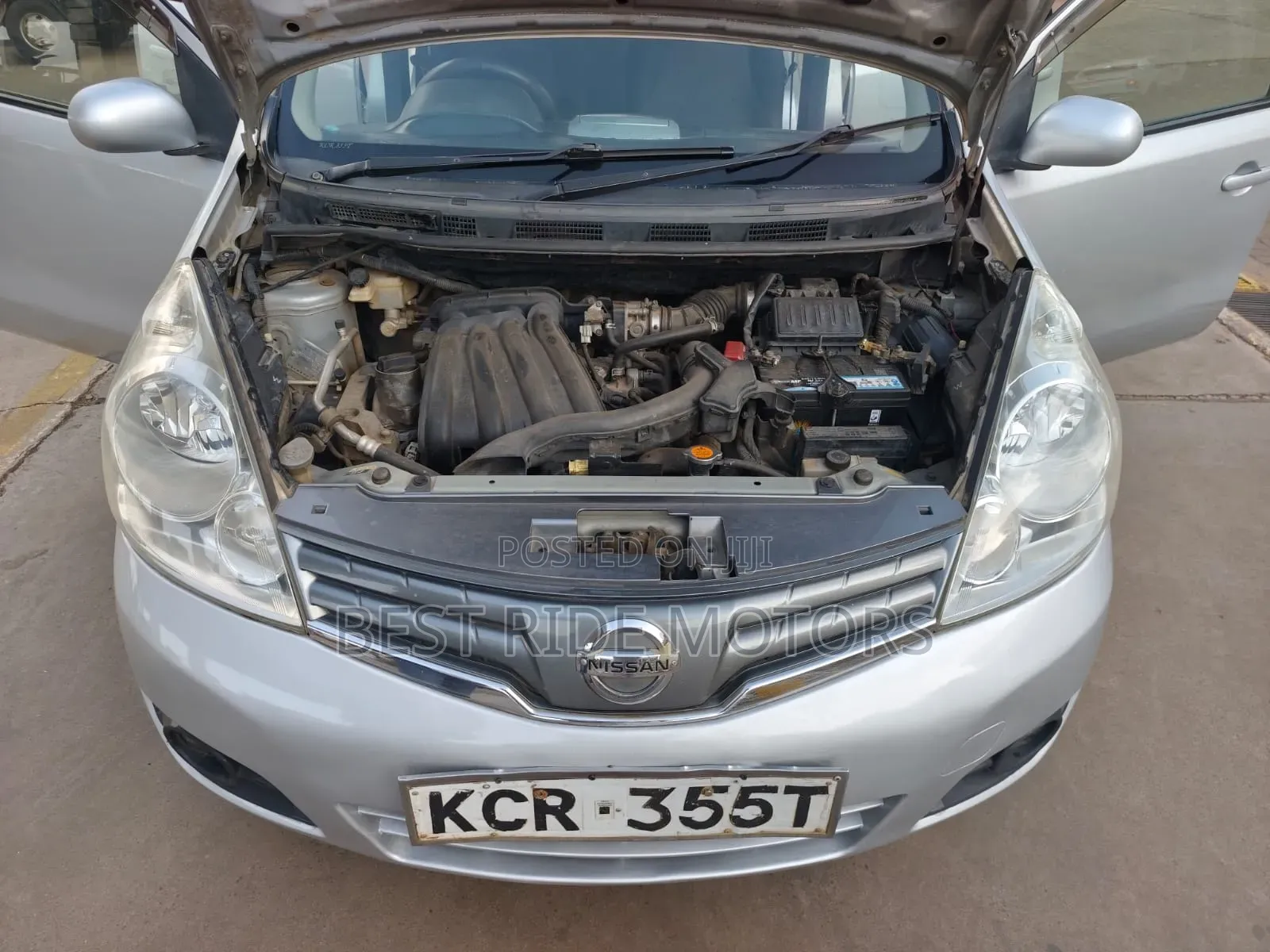 Nissan Note 2011 Silver