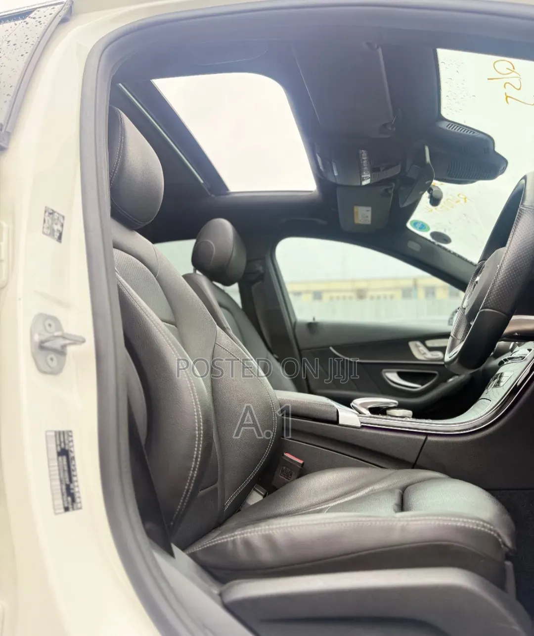 Mercedes-Benz C200 2019  White 
