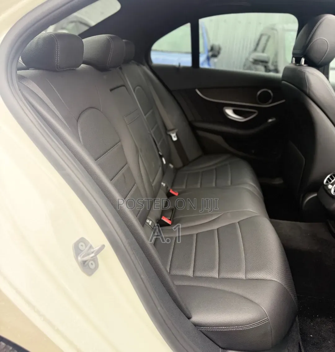 Mercedes-Benz C200 2019  White 