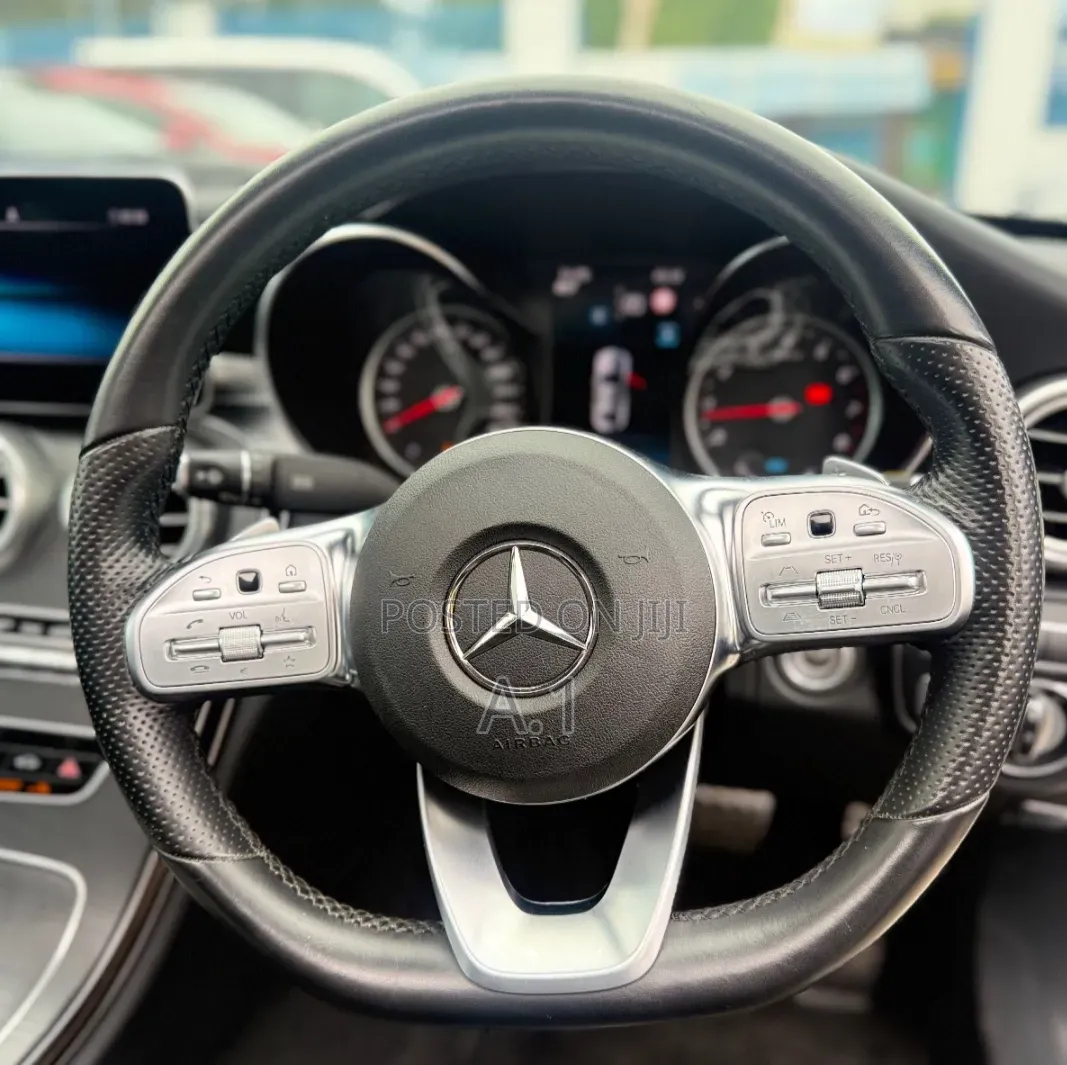 Mercedes-Benz C200 2019  White 