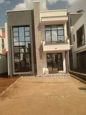 4 Bedroom Mansion With DSQ Infinity Park Off Eastern Bypass on Sale!