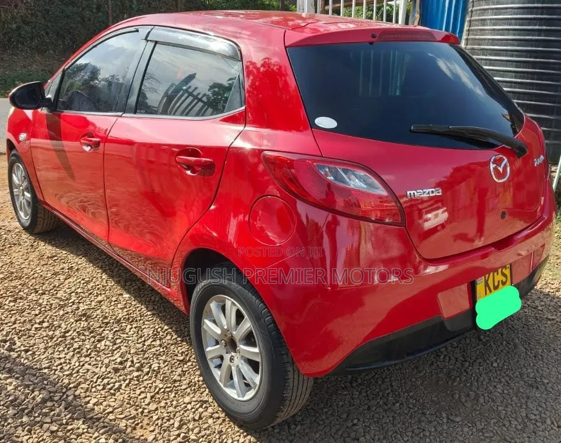 Mazda Demio 2011 Red