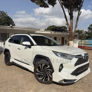 Toyota RAV4 2019 White