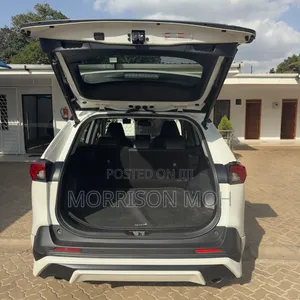 Toyota RAV4 2019 White