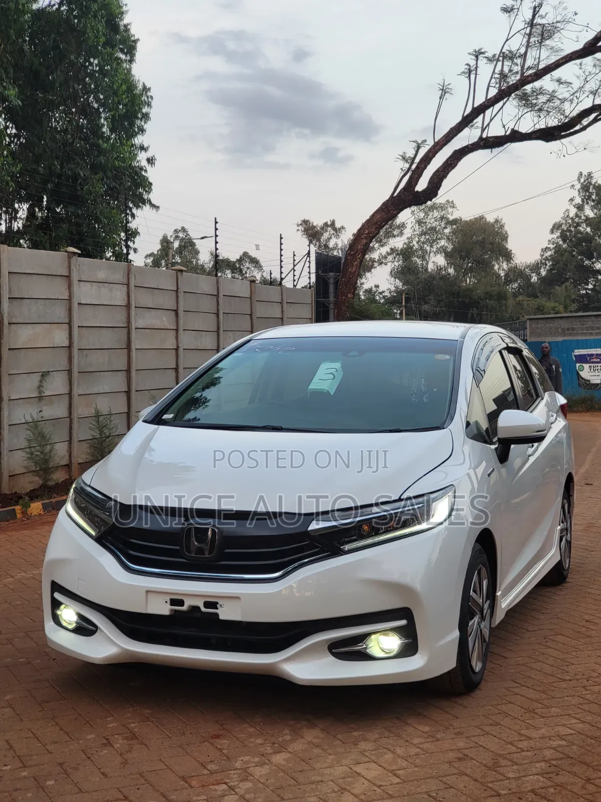 Honda Shuttle 2019 White
