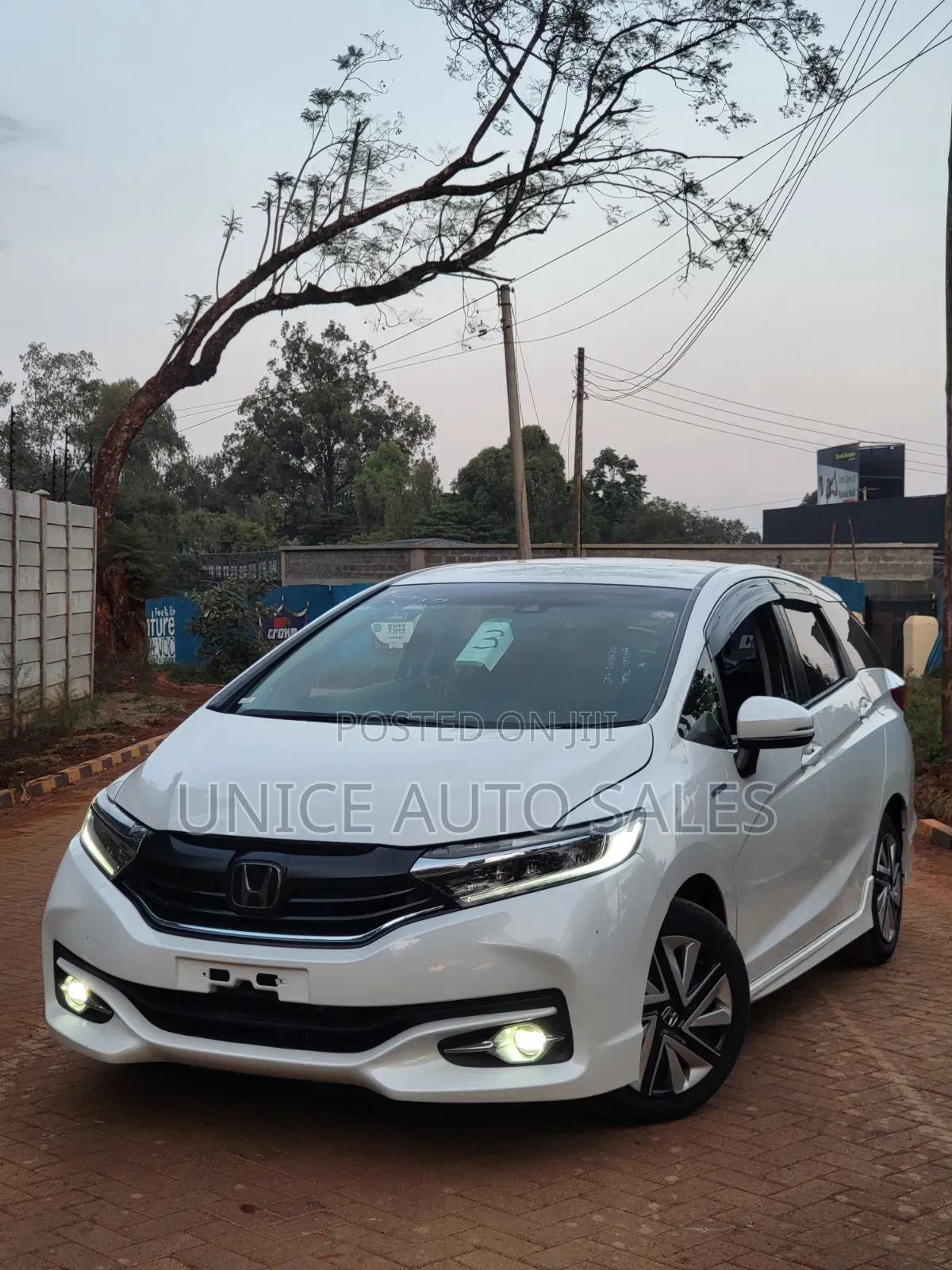 Honda Shuttle 2019 White