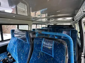 Toyota HiAce 2014 White