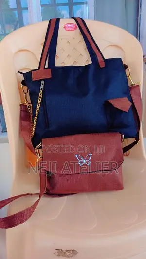 Elegant Ladies Handbag