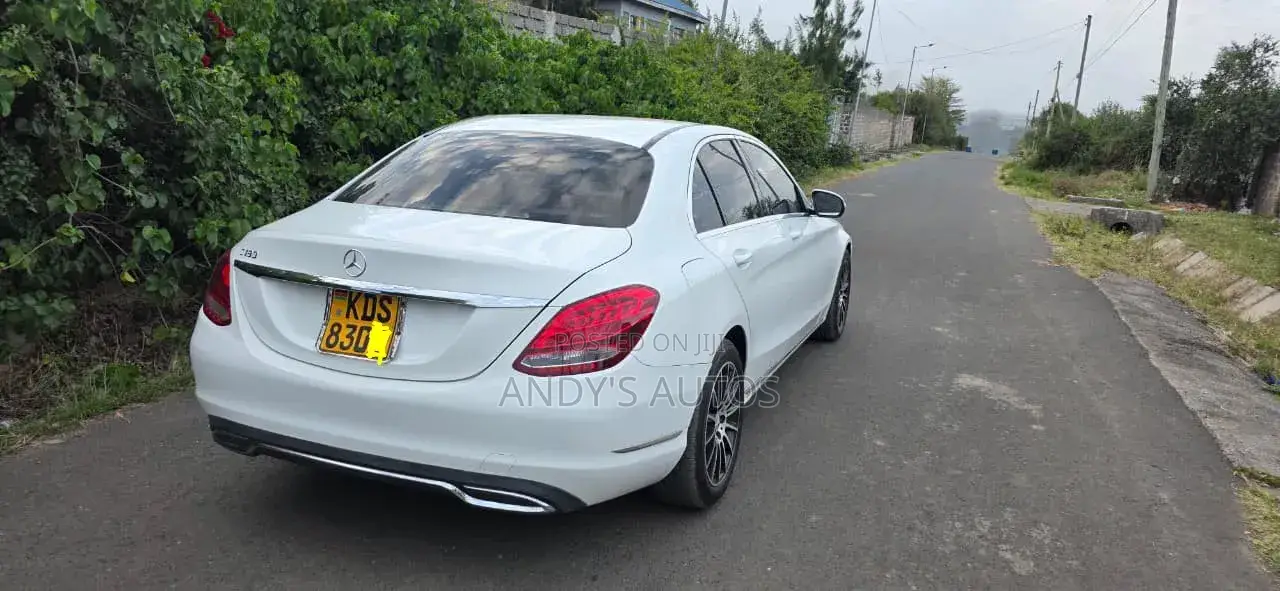 Mercedes-Benz C180 2014 White