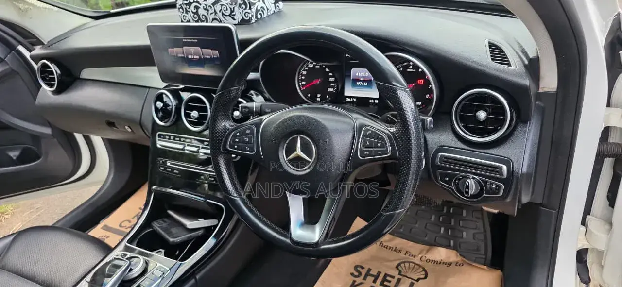 Mercedes-Benz C180 2014 White