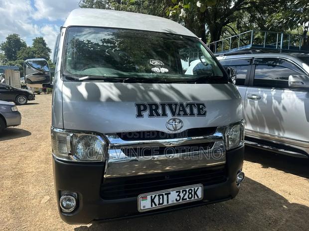 Toyota HiAce 2007 Silver - thumbnail 2