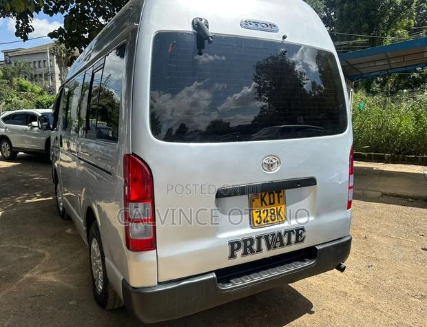 Toyota HiAce 2007 Silver - thumbnail 4