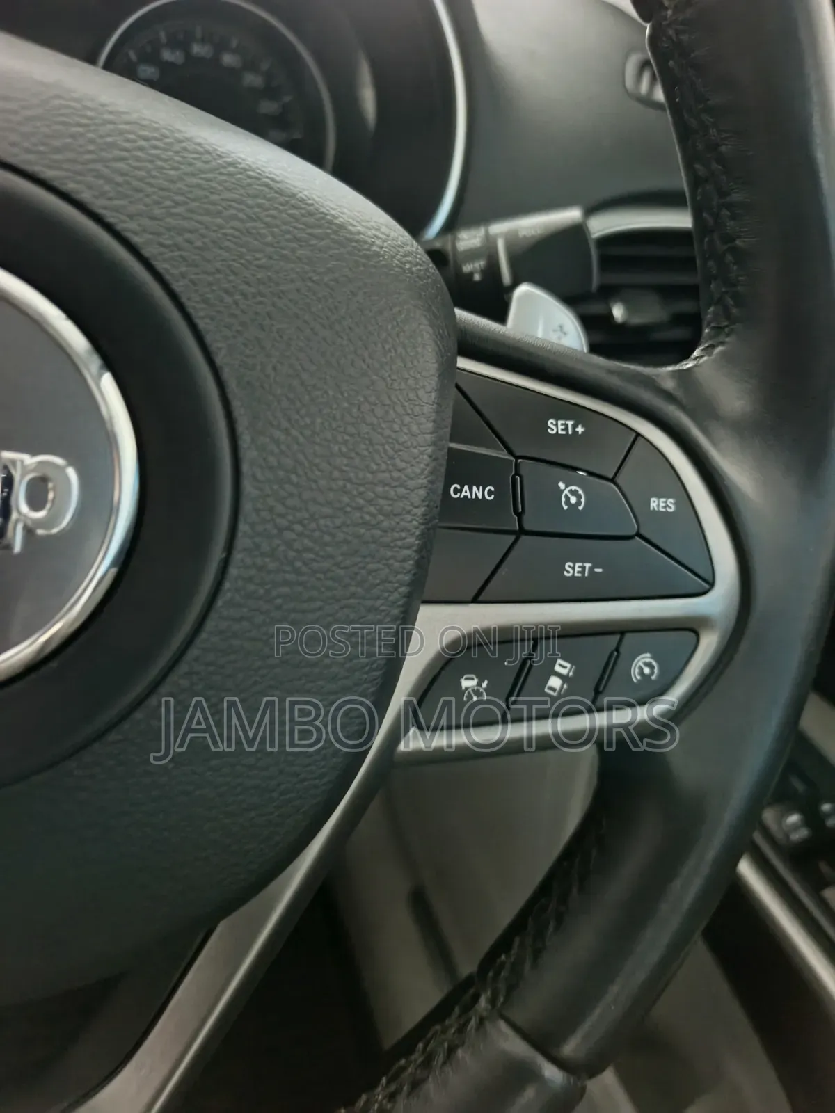 Jeep Cherokee Limited 4x4 2020 Gray
