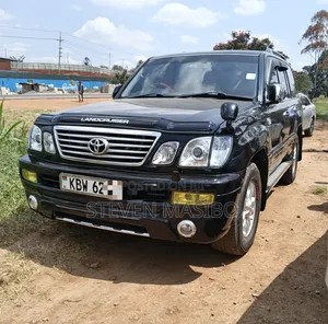 Toyota Land Cruiser 2005 Black