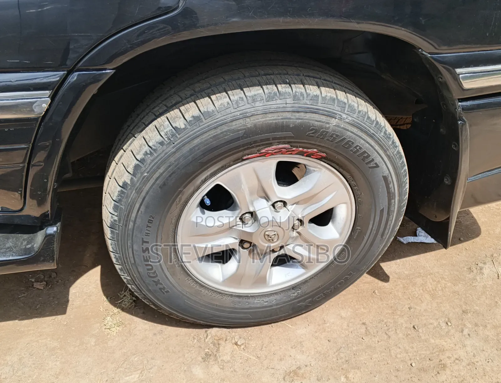 Toyota Land Cruiser 2005 Black