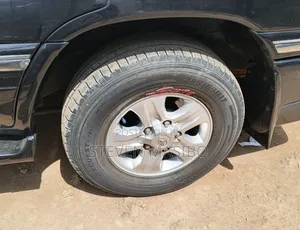 Toyota Land Cruiser 2005 Black