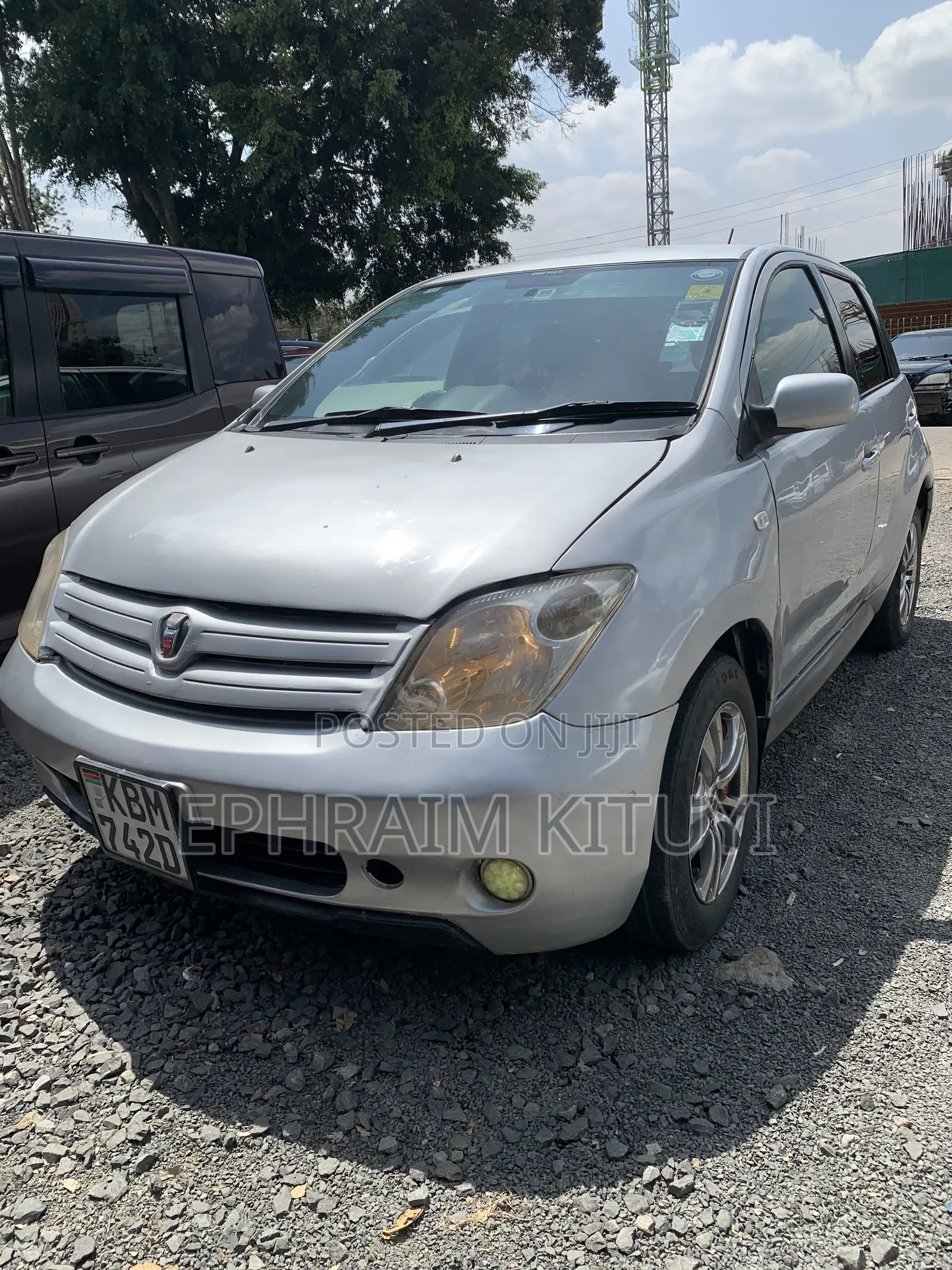Toyota IST 2014 Silver