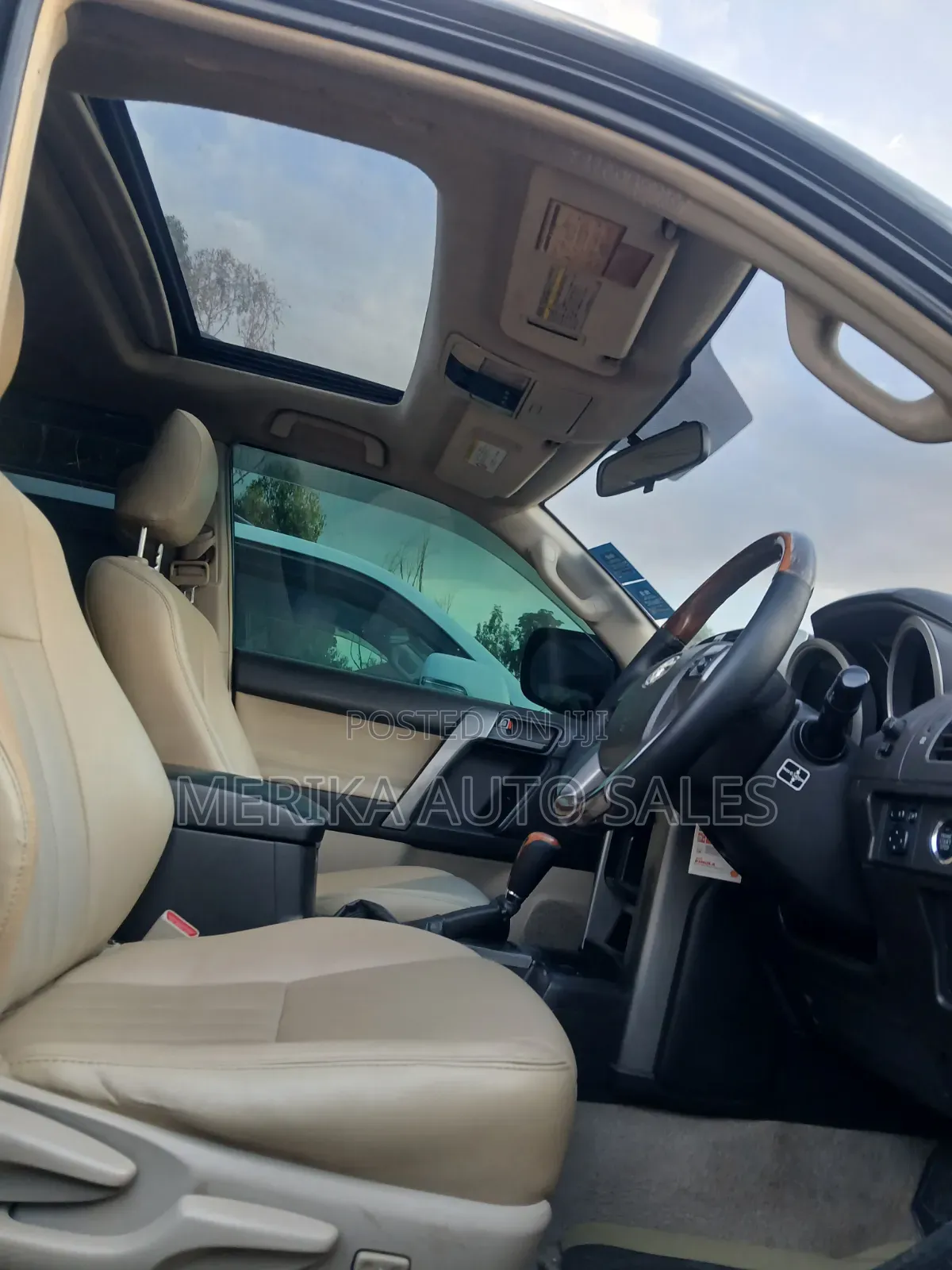 Toyota Land Cruiser Prado 2011 Black