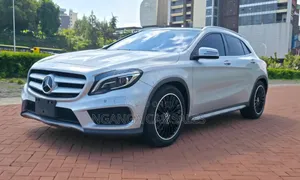 Mercedes-Benz GLA 250 2017 Gray