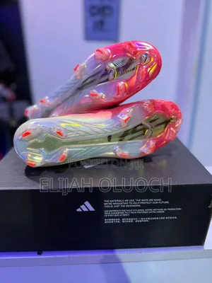 Adidas F50 Hyperfast Elite Laceless Football Boots
