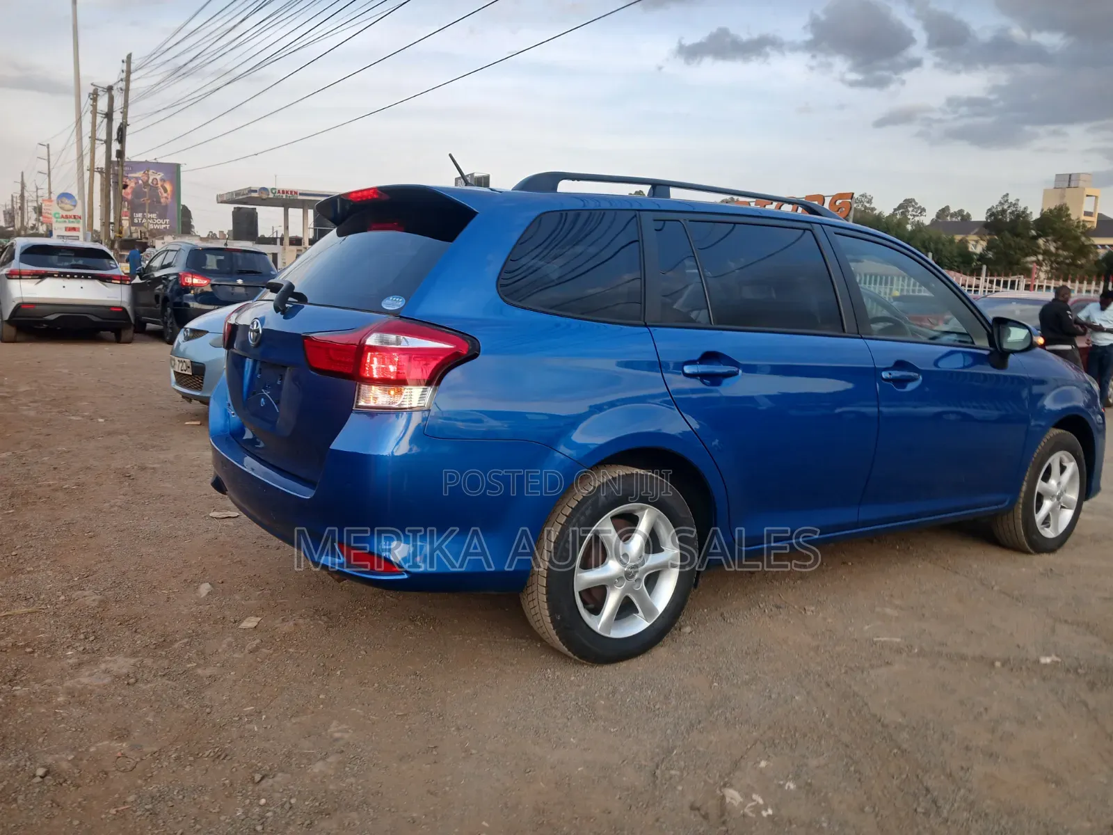 Toyota Corolla Fielder 2019 Blue