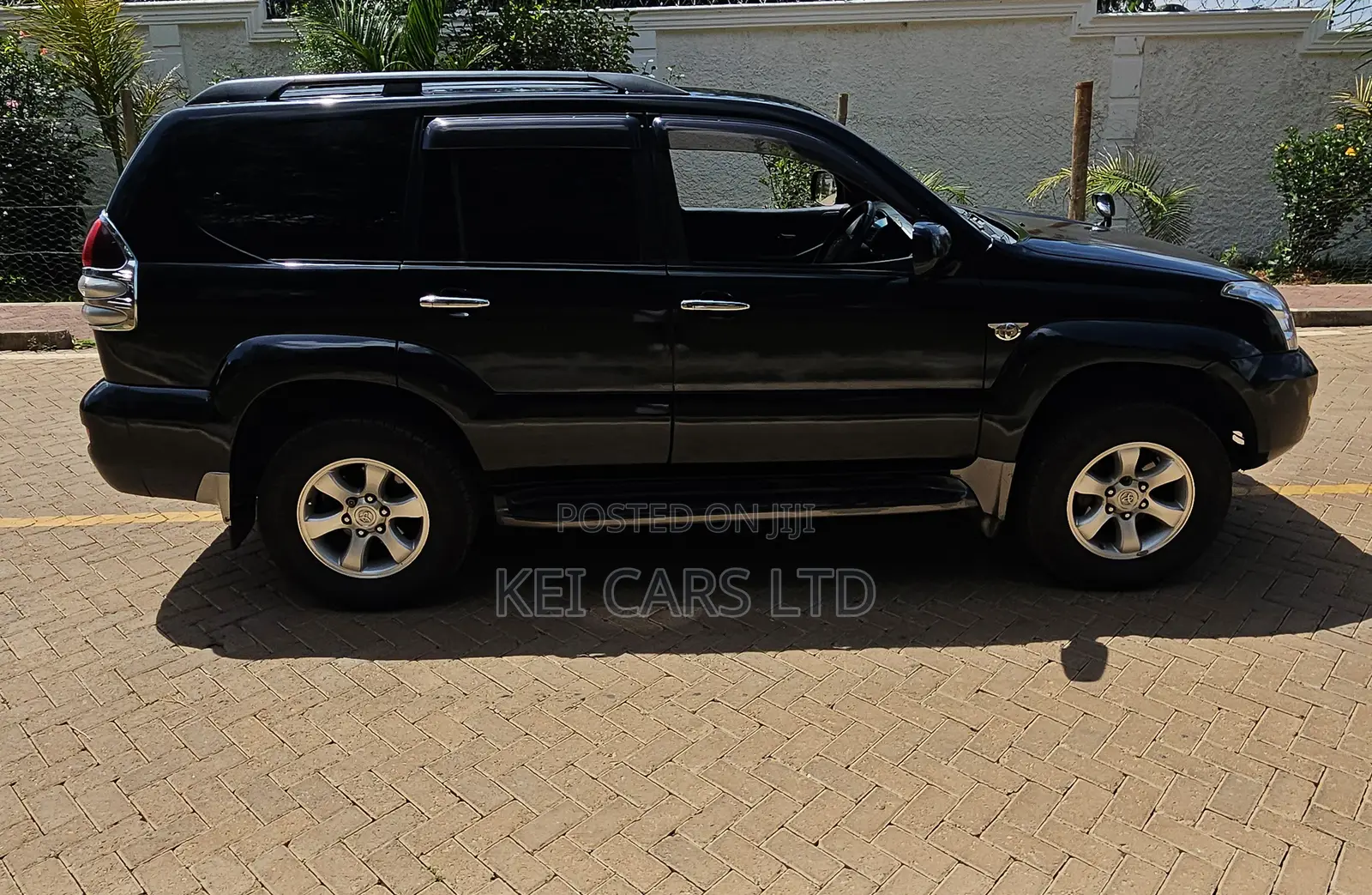 Toyota Land Cruiser 2009 Black