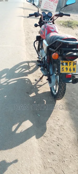 Bajaj Boxer 150 UG 2024 Red