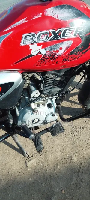 Bajaj Boxer 150 UG 2024 Red