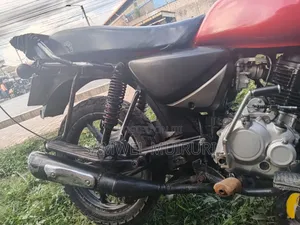 Bajaj Boxer 150 UG 2022 Red
