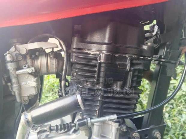Bajaj Boxer 150 UG 2022 Red - thumbnail 2