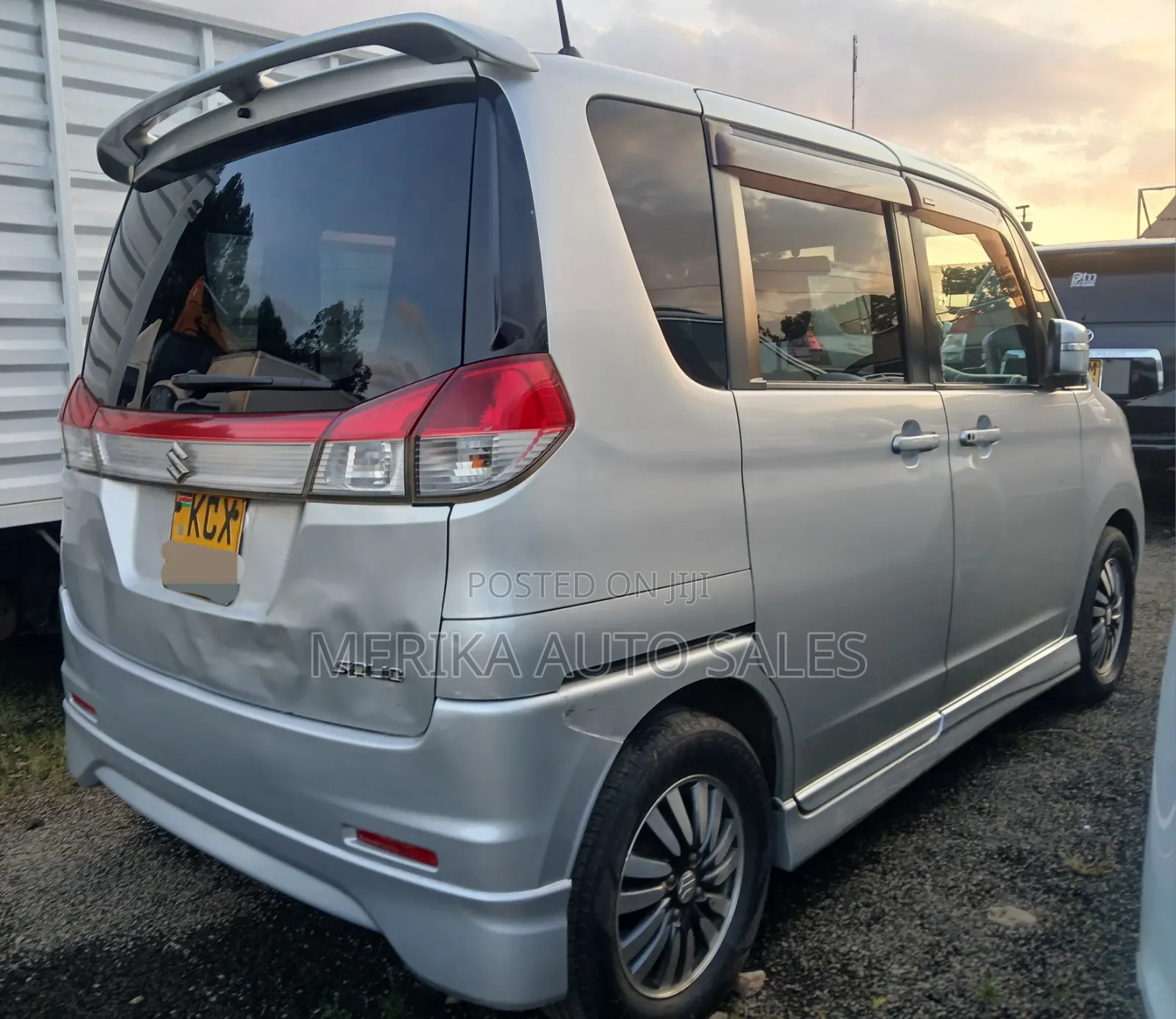 Suzuki Solio 2012 Silver
