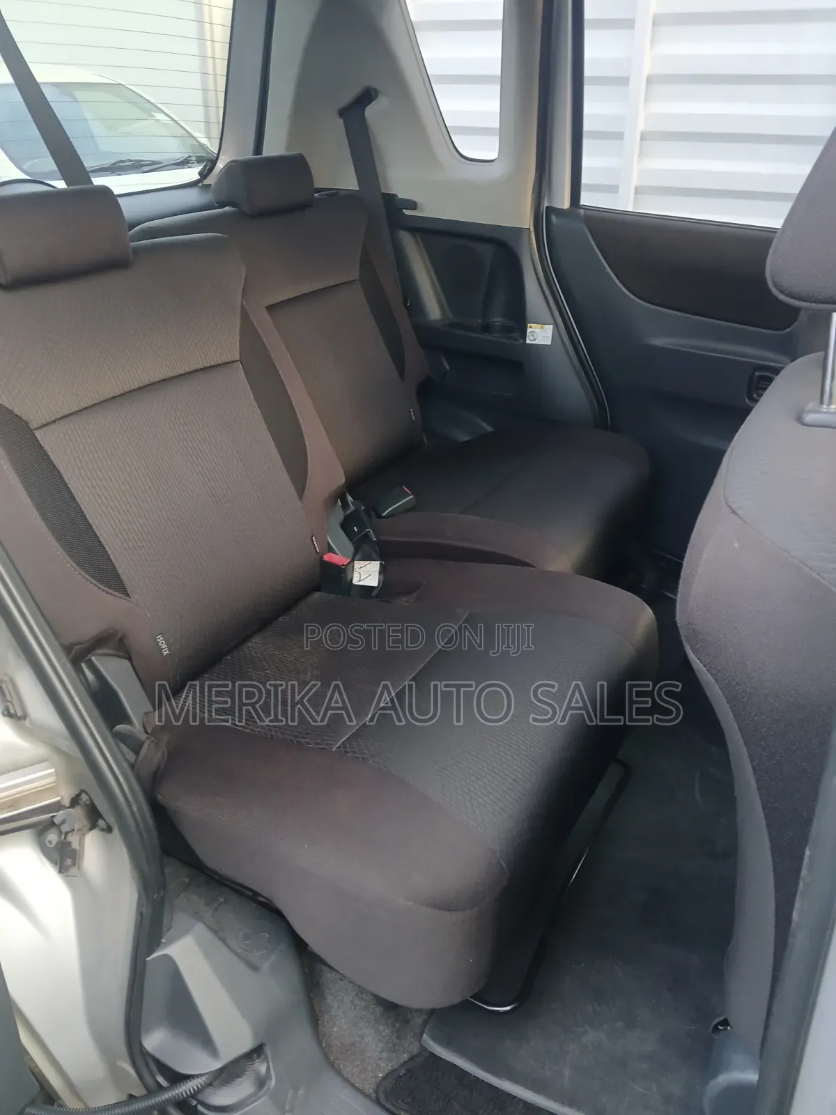 Suzuki Solio 2012 Silver