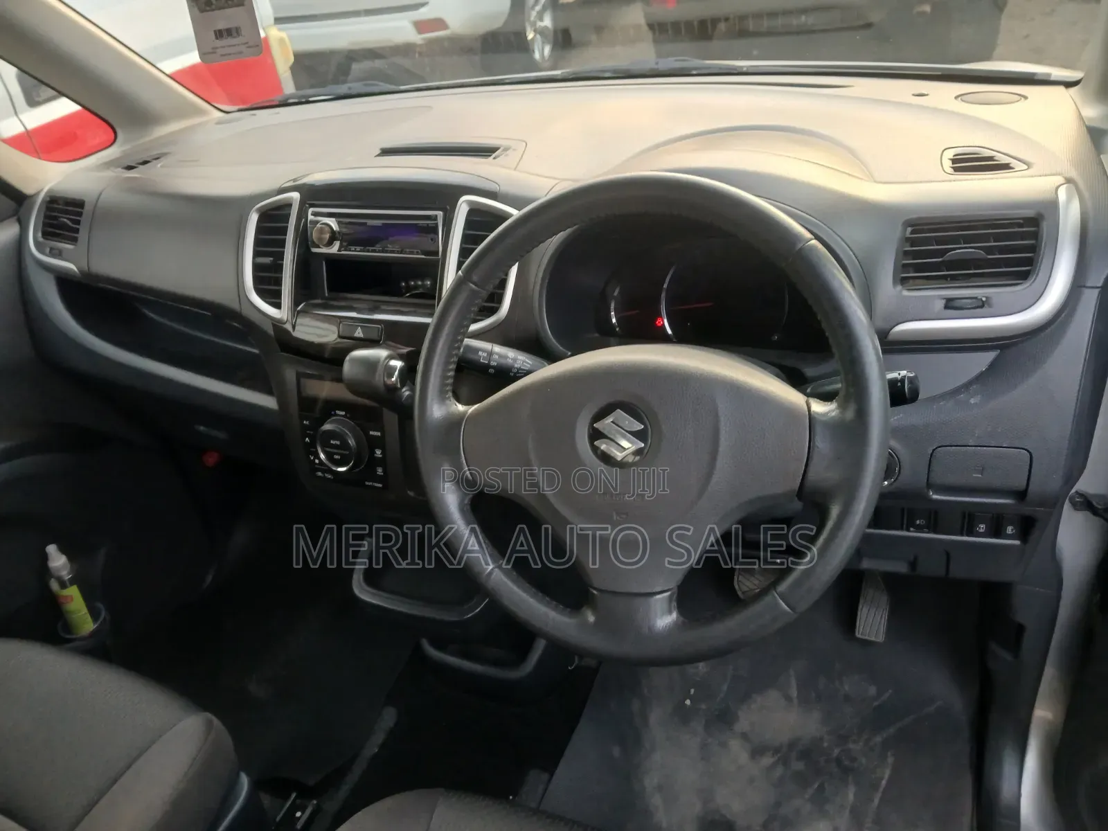 Suzuki Solio 2012 Silver