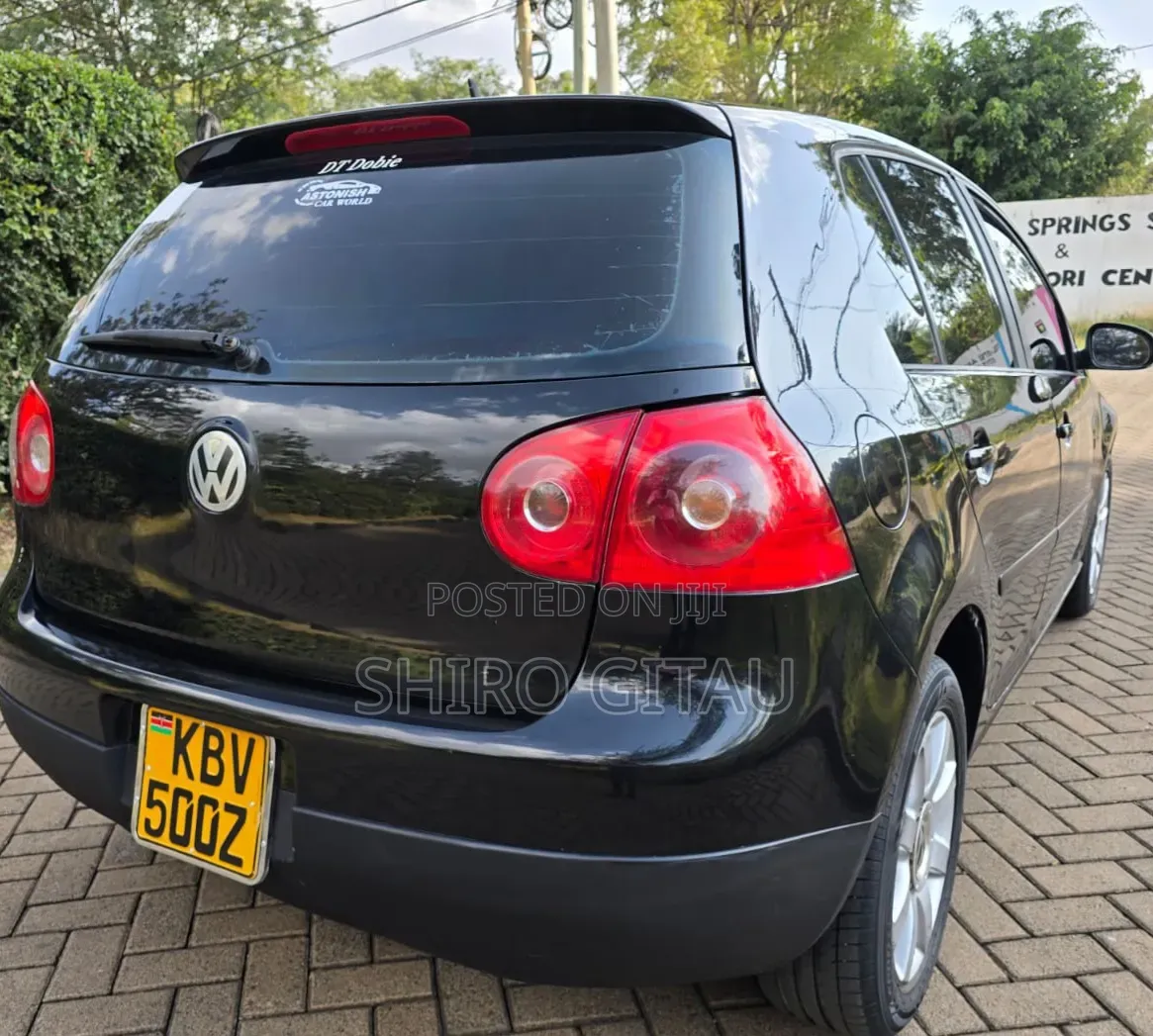 Volkswagen Golf 2005 Black